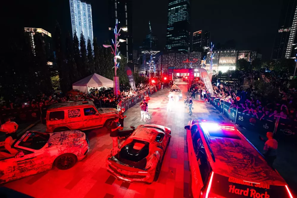 Bữa tiệc khó quên của đoàn xe Gumball 3000 2024 tại Kuala Lumpur- Ảnh 8.