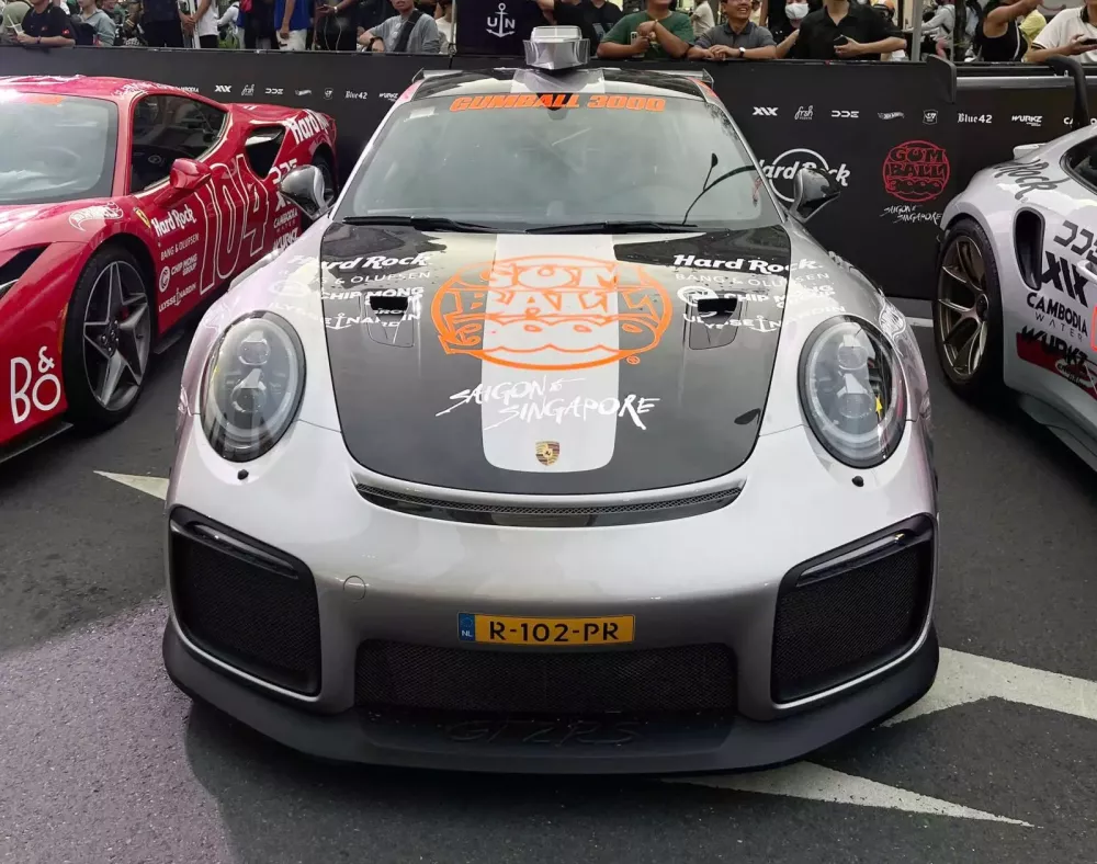 Siêu xe đua đường phố Porsche 911 GT2 RS phiên bản Rồng xuất hiện ở Việt Nam- Ảnh 8.