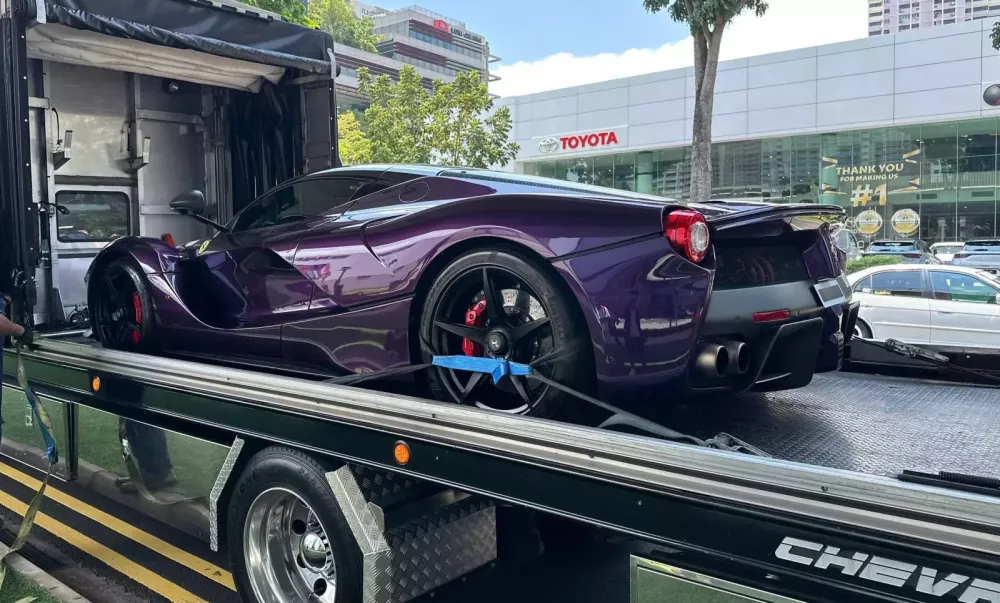 Siêu phẩm Ferrari LaFerrari mang màu cực hiếm của Hoàng tử TMJ bất ngờ lộ diện sau nhiều năm ở ẩn- Ảnh 3.