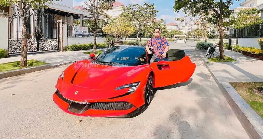 Hóa ra chiếc Ferrari SF90 Stradale mới mua bán trên thị trường là của chồng cũ ca sĩ Lệ Quyên- Ảnh 2.