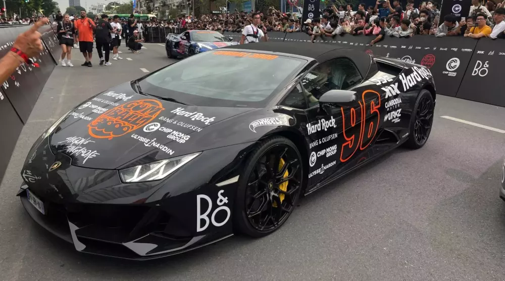 2 chiếc Lamborghini Huracan xuất hiện chớp nhoáng ở Việt Nam dòng xe từng tái xuất mấy năm trước- Ảnh 8.