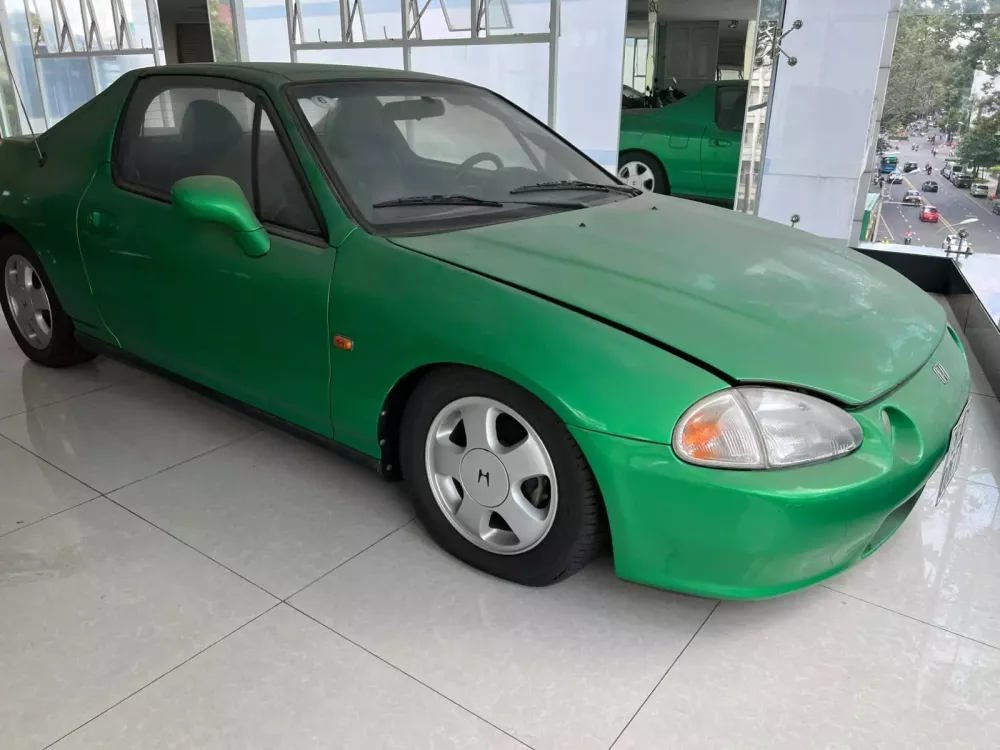 Câu chuyện về hàng hiếm Honda Civic CR-X del Sol đúng 1 chủ ở Tp.HCM: Nằm kho hơn 20 năm chưa lăn bánh- Ảnh 1.