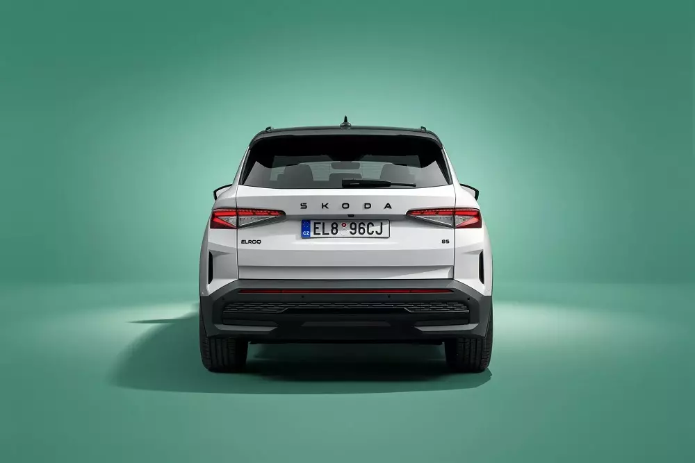 Skoda Elroq nhìn từ phía sau