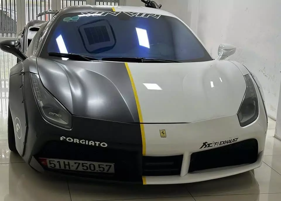 Ferrari 488 GTB độ Liberty Walk bất ngờ được chủ nhân rao bán chỉ sau 1 tuần đăng kiểm thành công- Ảnh 1.