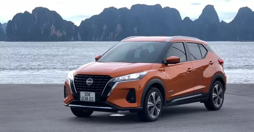 Nissan Kicks tiếp tục được đại lý giảm giá hơn 240 triệu đồng để xả hàng tồn