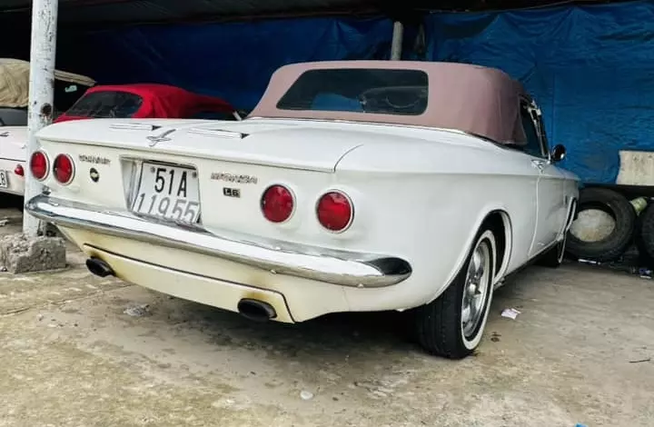 Cận cảnh Chevrolet Corvair Convertible 1964 chỉ có 2 xe tại Việt Nam, quá hiếm để sưu tập- Ảnh 3.