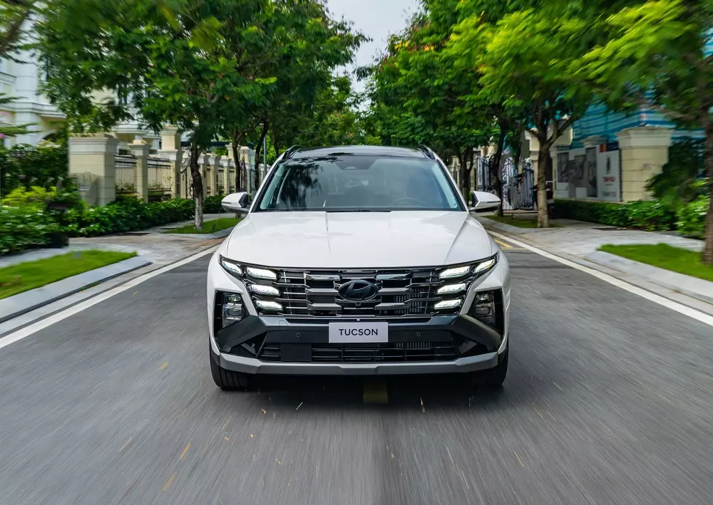 Hyundai Tucson 2025 được cải tiến lưới tản nhiệt