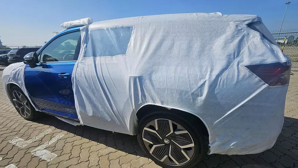 Skoda Kodiaq 2025 bản Sportline dùng vành 20 inch.