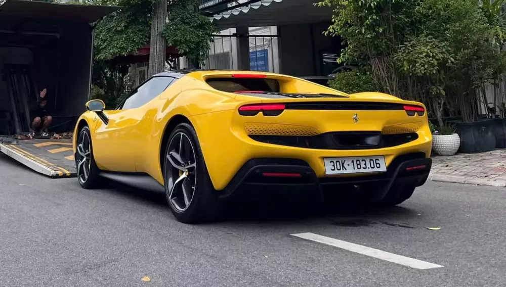 Siêu xe Ferrari 296 GTB lướt đầu tiên ở Việt Nam đã có chủ nhân sau gần 1 năm rao bán- Ảnh 4.