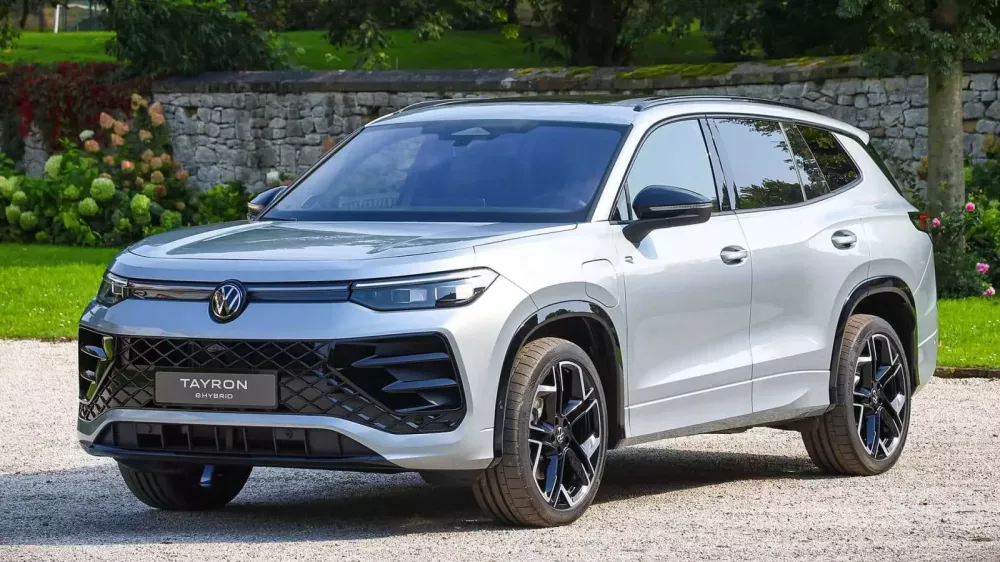 SUV hạng trung Volkswagen Tayron 2025 trình làng