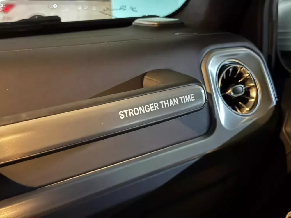 Mercedes-AMG G63 bản Stronger Than Time Edition được rao bán lại hơn 8 tỷ đồng- Ảnh 9.