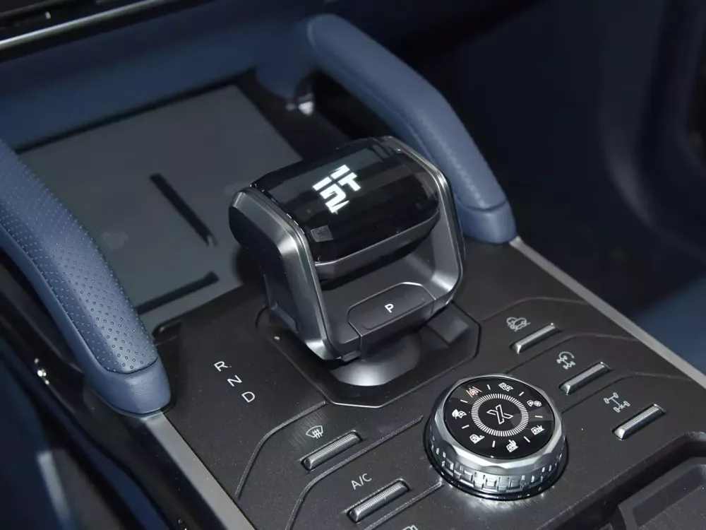 Phi&ecirc;n bản Jetour Shanhai T2 AWD ra mắt dưới dạng SUV PHEV với chế độ l&aacute;i X th&ocirc;ng minh- Ảnh 6.