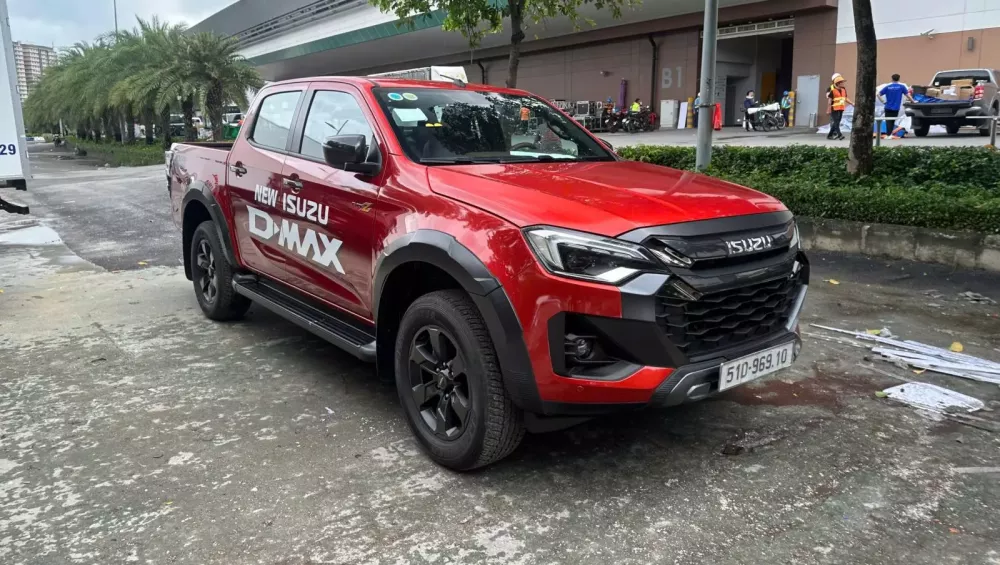 Isuzu D-Max 2024 xuất hiện trước giờ G triển lãm Vietnam Motor Show 2024- Ảnh 3.
