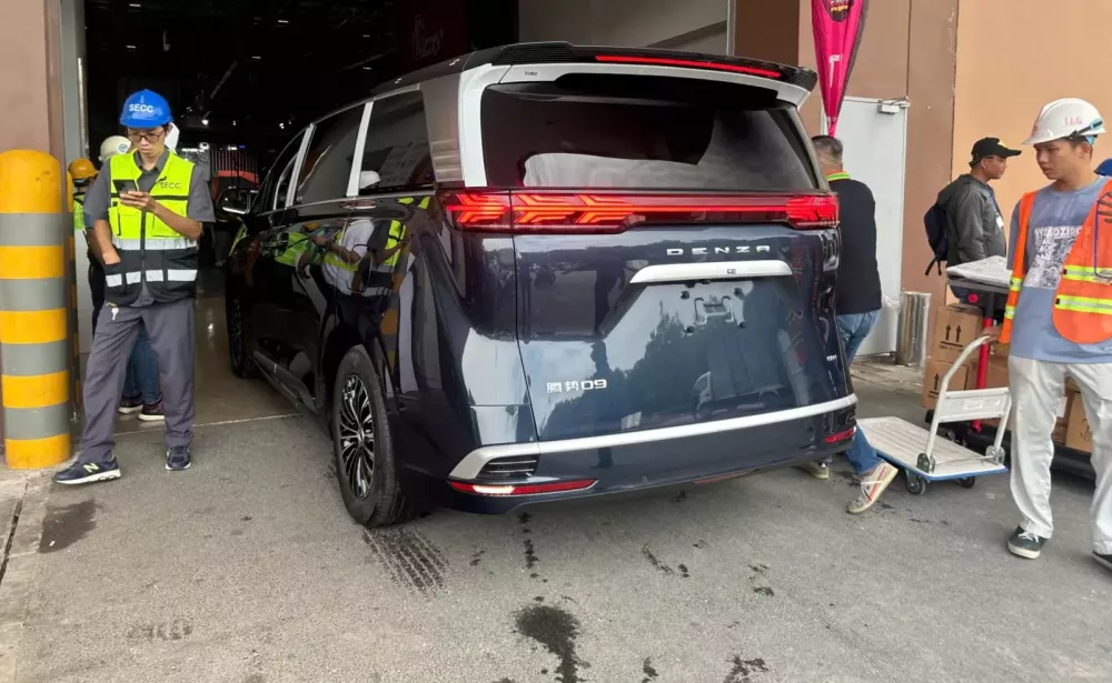 Denza D9 - "Toyota Alphard của Trung Quốc" - lần đầu tiên có mặt tại Việt Nam- Ảnh 6.