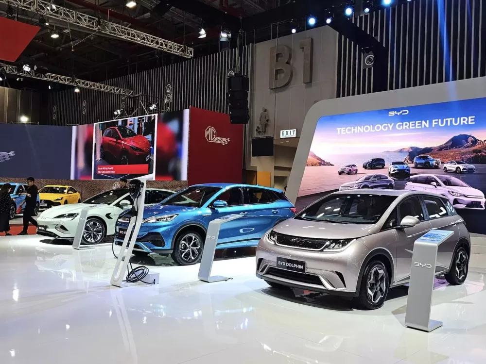 Gian hàng BYD tại VMS 2024 gây choáng ngợp với dàn xe hùng hậu: YangWang U8 với 1.180 mã lực là điểm nhấn- Ảnh 2.