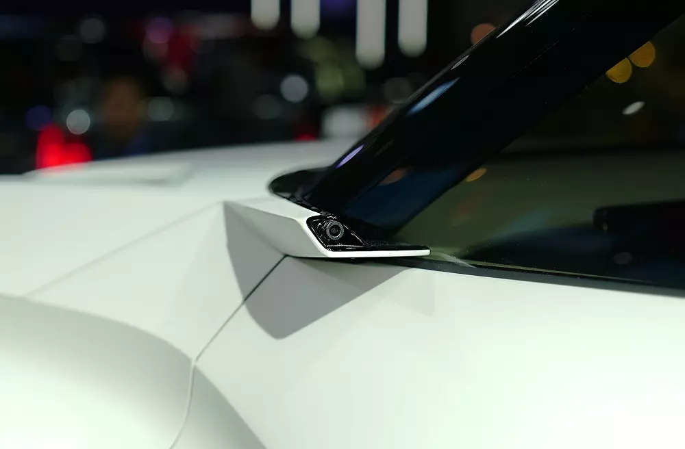 Camera kỹ thuật số của Mitsubishi DST Concept