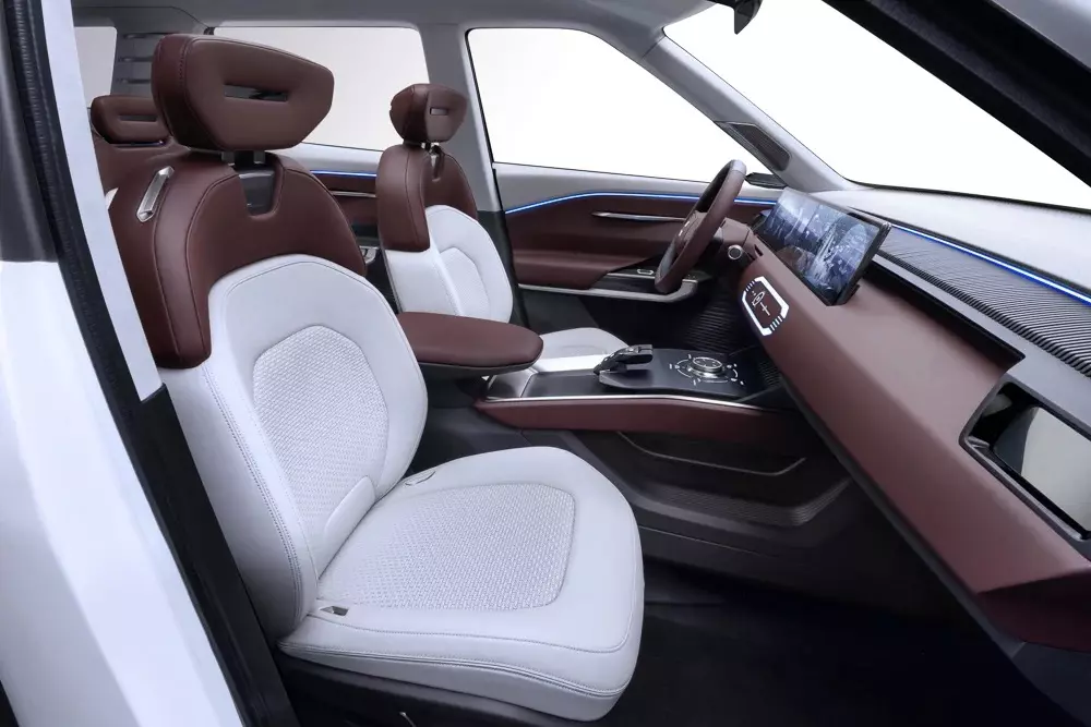 Hàng ghế trước của Mitsubishi DST Concept