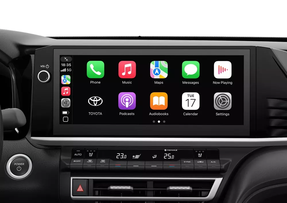 M&agrave;n h&igrave;nh cảm ứng trung t&acirc;m của Toyota Camry 2025