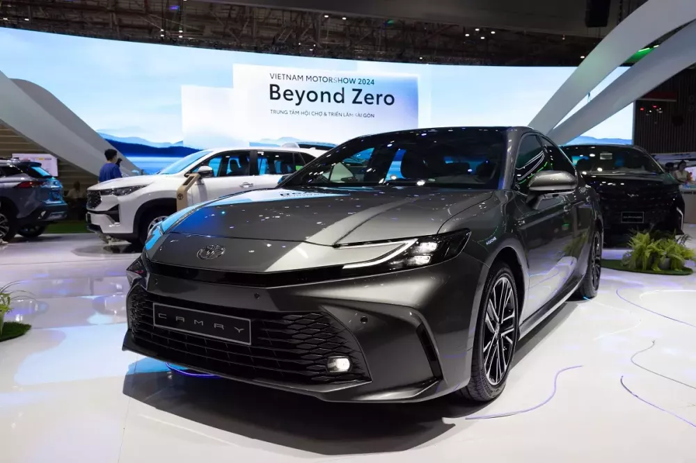 Toyota Camry 2025 sở hữu c&aacute;c t&iacute;nh năng an to&agrave;n chủ động ADAS ti&ecirc;u chuẩn