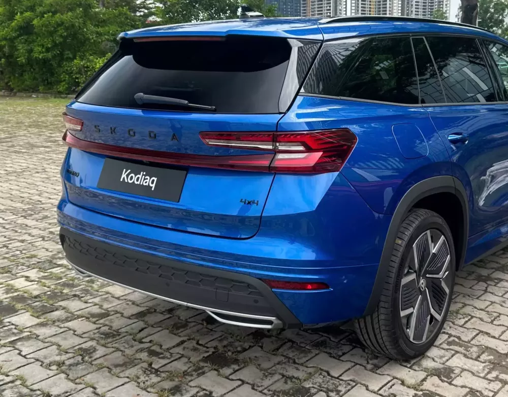 Đ&aacute;nh gi&aacute; nhanh Skoda Kodiaq thế hệ mới: Hệ truyền động kh&ocirc;ng thay đổi, thiết kế lột x&aacute;c- Ảnh 6.