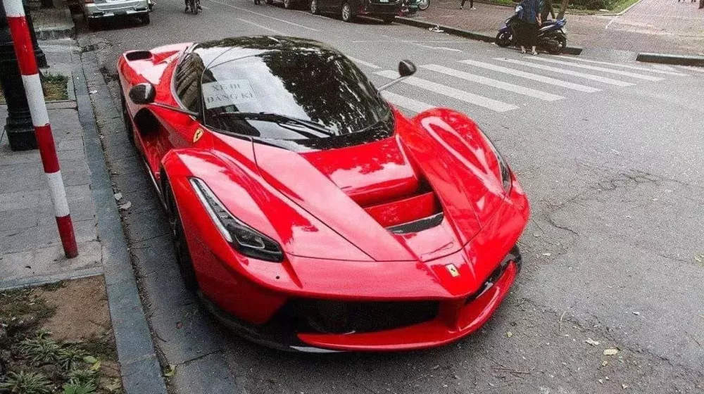 Lại rộ tin đồn siêu phẩm Ferrari LaFerrari xuất hiện tại Việt Nam- Ảnh 2.