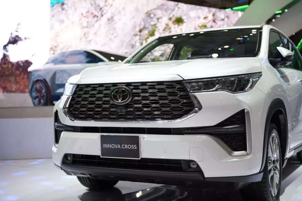 Ngoài Camry hybrid và Land Cruiser Prado, đây là tâm điểm thu hút khách hàng nhất của Toyota tại VMS 2024- Ảnh 4.