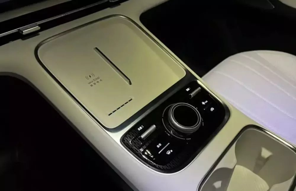 Geely Galaxy Starship 7 PHEV ra mắt với phạm vi hoạt động to&agrave;n diện 1.430 km- Ảnh 6.
