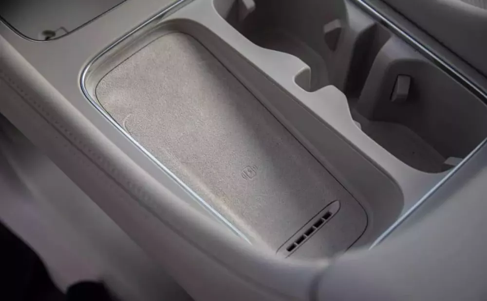 Cận cảnh Roewe iMax8: MPV PHEV hứa hẹn có thể về Việt Nam trong tương lai, giá từ 656 triệu đồng- Ảnh 13.