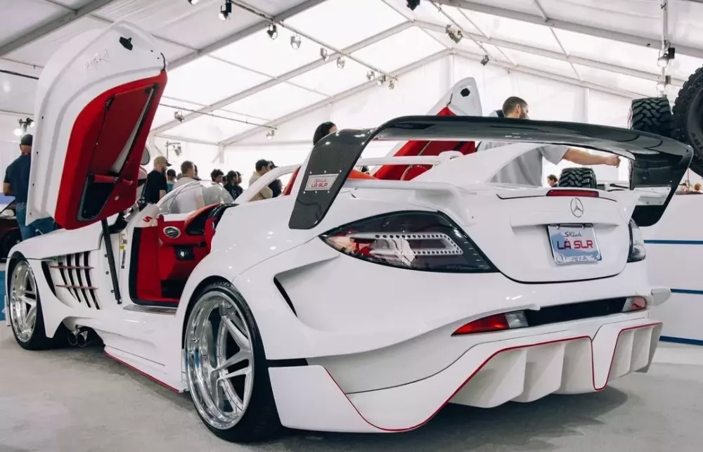 Cận cảnh chiếc xe Mercedes-Benz SLR McLaren Speedster thân rộng đẹp mắt- Ảnh 3.