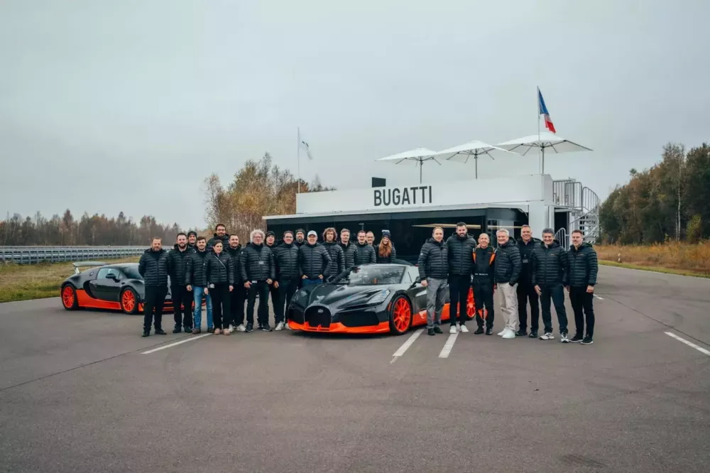 Bugatti sẽ không đứng ngoài cuộc chơi cảm giác mạnh, theo đuổi tốc độ tối đa gần 500 km/h- Ảnh 3.