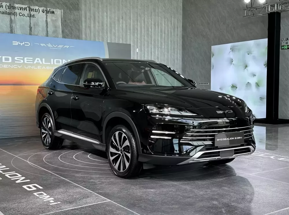 BYD Sealion 6 DM-i c&oacute; thể chạy gần 100 km m&agrave; kh&ocirc;ng cần d&ugrave;ng động cơ xăng