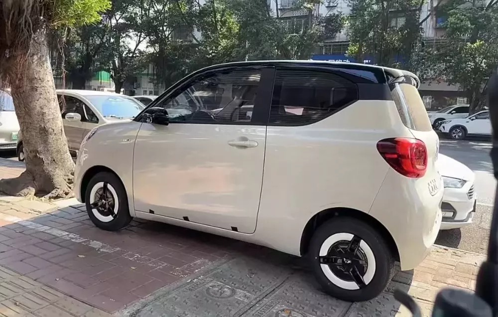 Cận cảnh Wuling Hongguang Mini EV thế hệ thứ hai, chờ ng&agrave;y về Việt Nam- Ảnh 3.