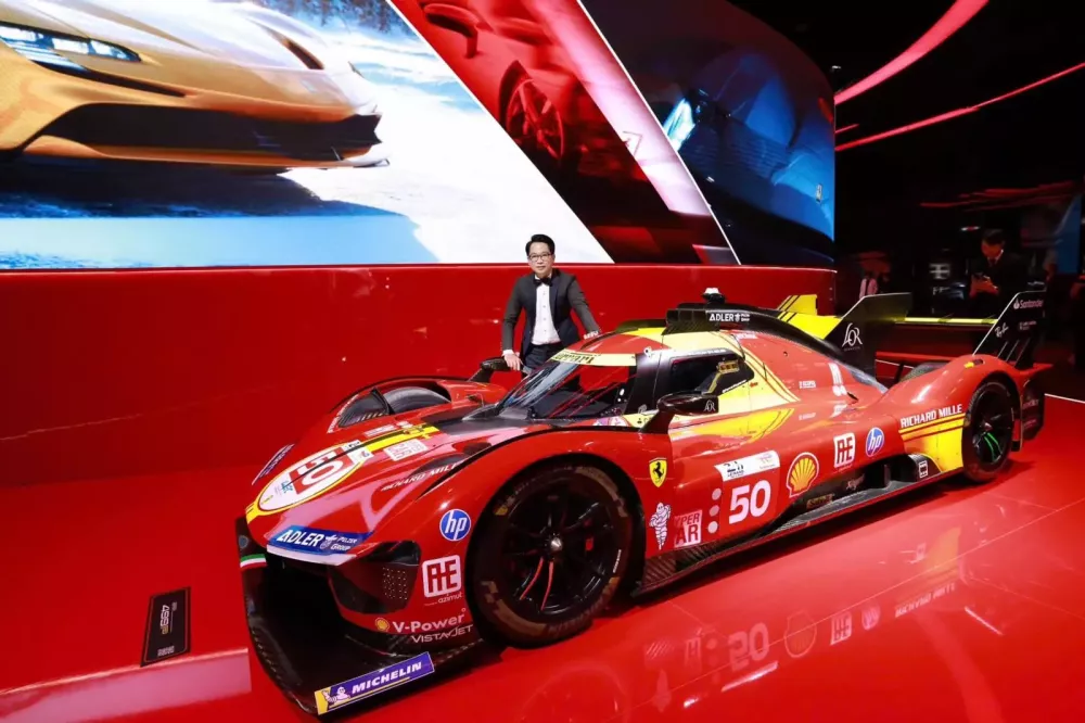 Tham dự sự kiện Universo Ferrari ở Thái Lan, Hoàng Kim Khánh bật mí sẽ mua 1 chiếc xe đặc biệt- Ảnh 3.