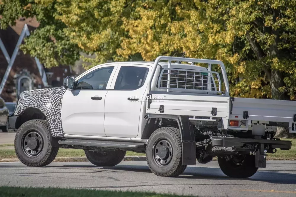 Ford Ranger phiên bản Super Duty sẽ ra mắt vào năm 2026: Sẵn ống thở, thùng hàng, sức kéo 4.5 tấn- Ảnh 5.