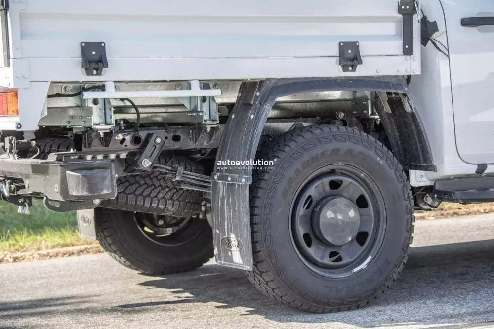 Ford Ranger phiên bản Super Duty sẽ ra mắt vào năm 2026: Sẵn ống thở, thùng hàng, sức kéo 4.5 tấn- Ảnh 4.