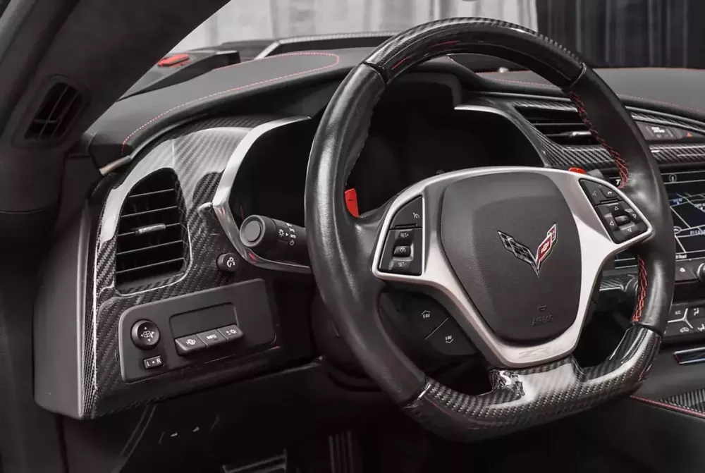 Cận cảnh Chevrolet Corvette C7 ZR1 c&oacute; c&ocirc;ng suất khủng 1.000 m&atilde; lực của h&atilde;ng độ Hennessey- Ảnh 3.