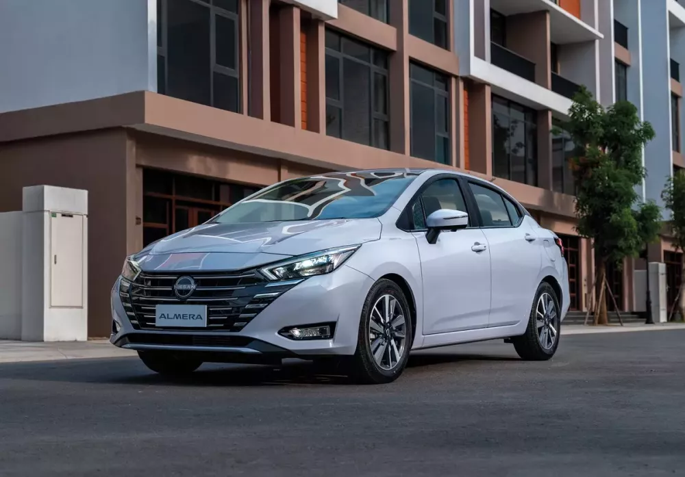 Nissan Almera 2025 chính thức ra mắt Việt Nam với 3 phiên bản, giá từ 489 triệu đồng