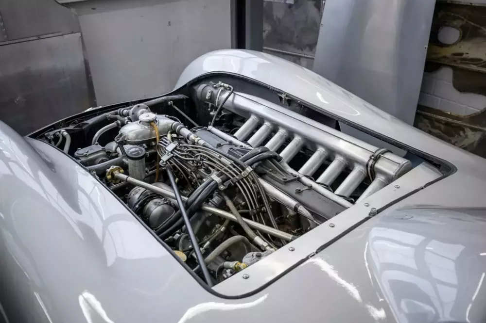Chi tiết Mercedes-Benz W 196 R Streamliner, xe đua huyền thoại có thể được bán hơn 52 triệu USD- Ảnh 5.