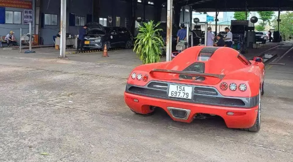 Thay đổi ít ai để ý của xe Koenigsegg đầu tiên mang biển số Việt Nam: Thợ của hãng suýt chút làm gãy ốc mâm- Ảnh 4.