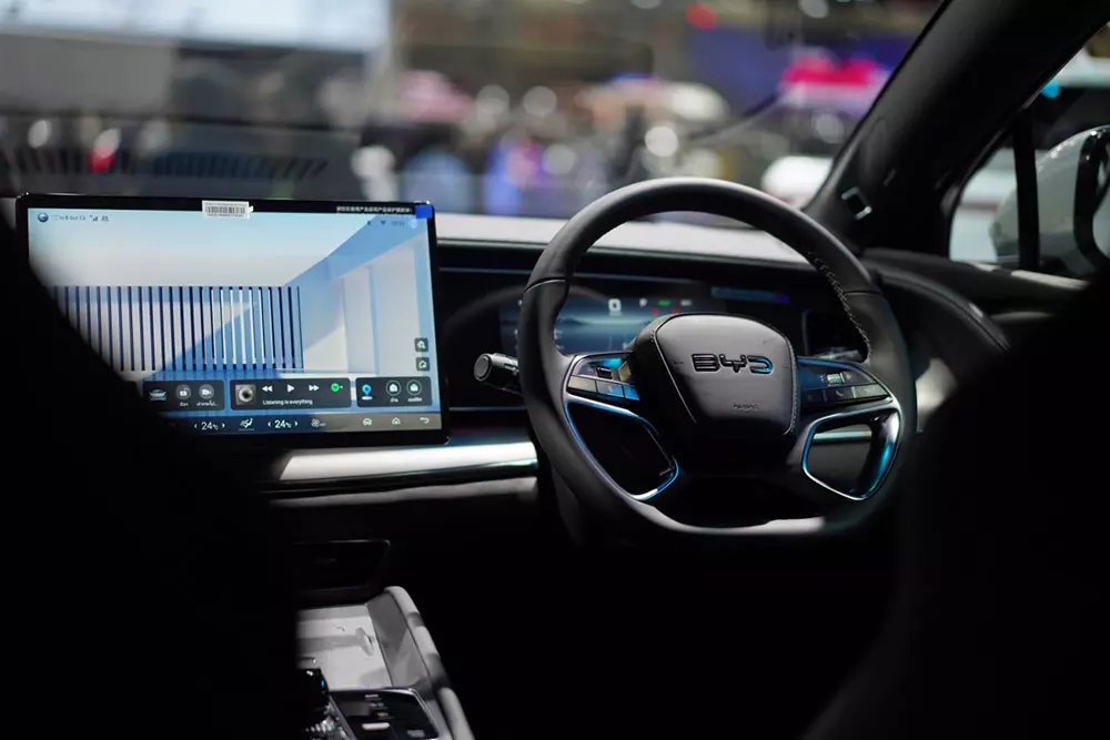 V&ocirc; lăng của BYD Sealion 7 