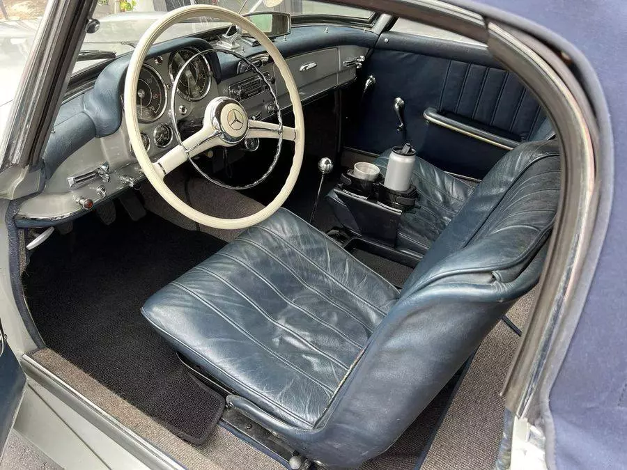Cặp đôi Mercedes-Benz 190 SL của nhà sưu tập xe ở Việt Nam, 1 xe mua với giá 9,2 tỷ đồng- Ảnh 7.