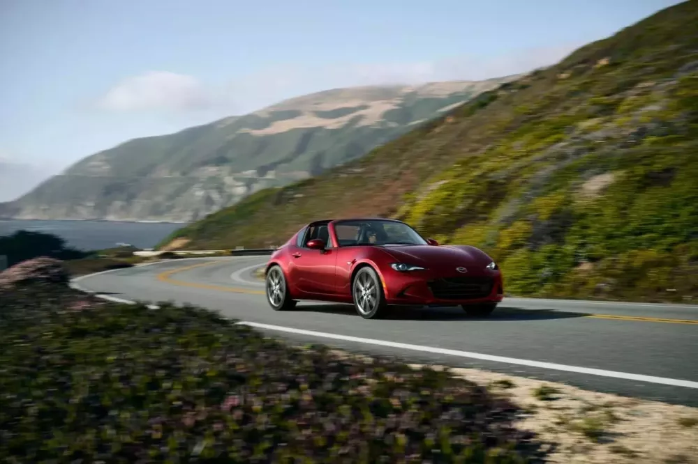Cận cảnh Mazda MX-5 Miata 2025 phi&ecirc;n bản kỷ niệm 35 năm- Ảnh 6.