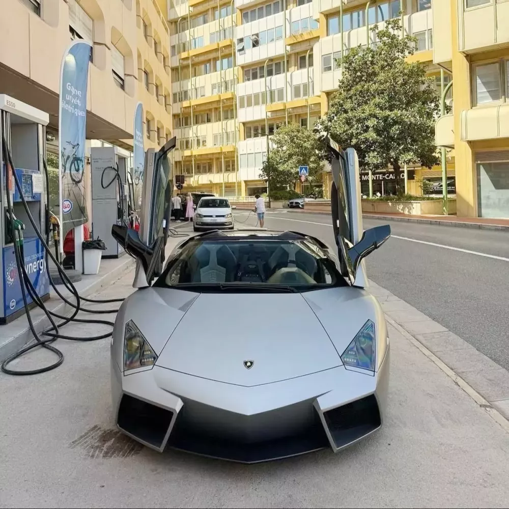 Sản xuất gần 18 năm trước, nhưng đây là chiếc xe Lamborghini có gặp nhất trên đường, giá xe đã tăng vài lần- Ảnh 1.
