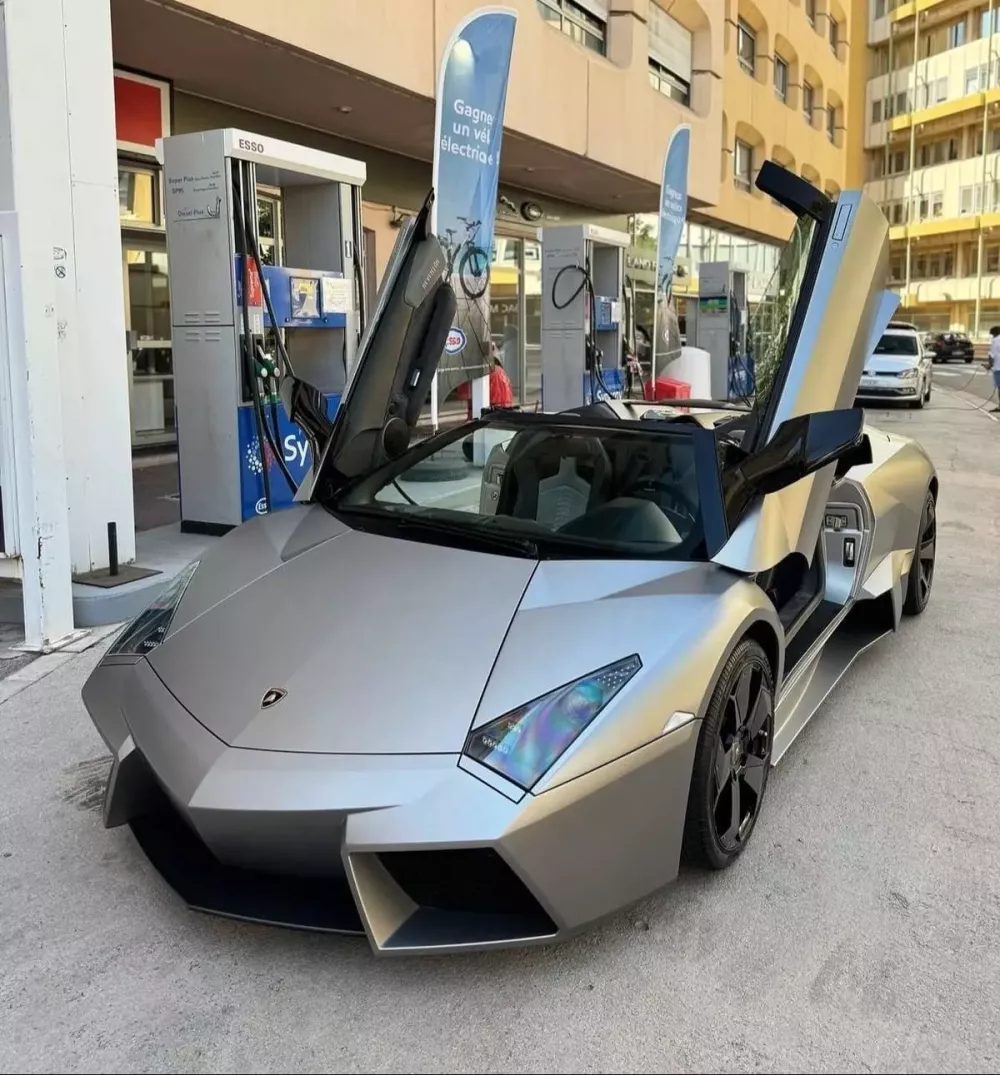 Sản xuất gần 18 năm trước, nhưng đây là chiếc xe Lamborghini có gặp nhất trên đường, giá xe đã tăng vài lần- Ảnh 3.