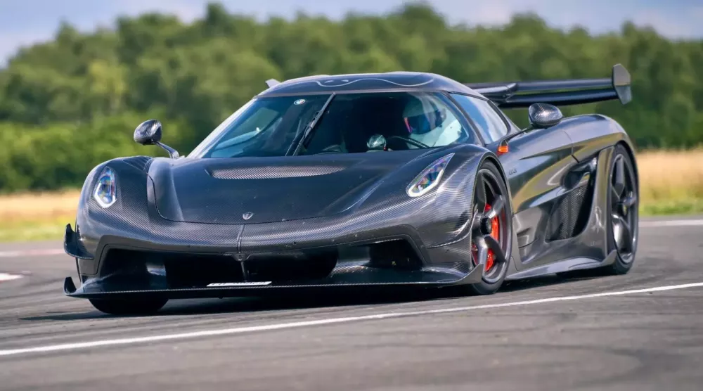 Siêu phẩm Koenigsegg Jesko mà 1 đại gia Việt đã bỏ vào giỏ hàng đã lập kỷ lục đua xe mới- Ảnh 1.