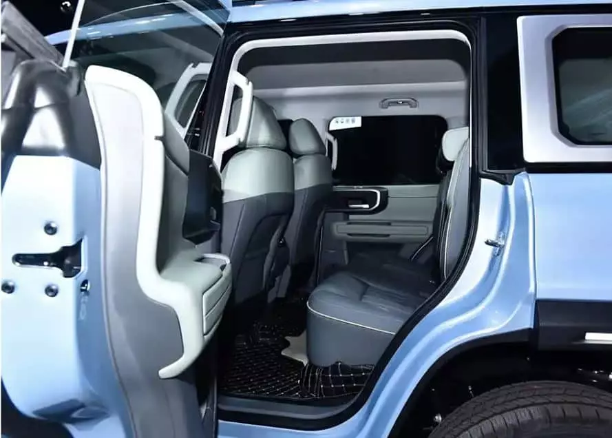 Xe địa hình BAIC BJ40e có phạm vi hoạt động 1.200 km mở bán trước tại "hàng xóm" của Việt Nam- Ảnh 5.