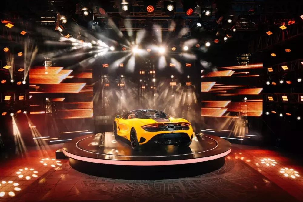 Hot TikToker tậu si&ecirc;u xe mui trần McLaren 750S Spider đầu ti&ecirc;n ở Việt Nam c&oacute; gi&aacute; gần 30 tỷ đồng- Ảnh 4.