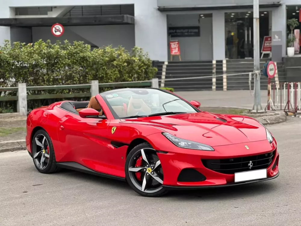 Ferrari Portofino M thứ 2 được nhập về Việt Nam tung tăng trên đường phố Hà Nội với diện mạo mới- Ảnh 1.
