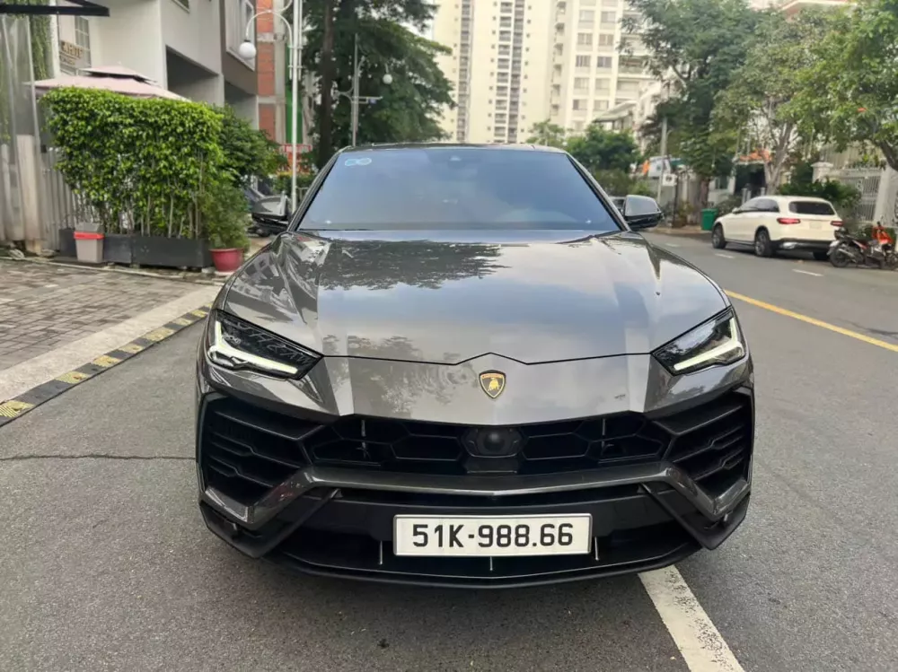 Lamborghini Urus mới chạy chưa đến 1.500 km đã được chủ nhân bán lại- Ảnh 1.
