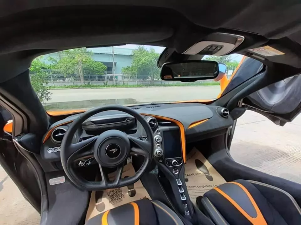 Doanh nh&acirc;n Vũng T&agrave;u t&aacute;i xuất c&ugrave;ng si&ecirc;u xe mui trần McLaren 720S Spider, garage xe c&ograve;n nhiều bom tấn- Ảnh 6.